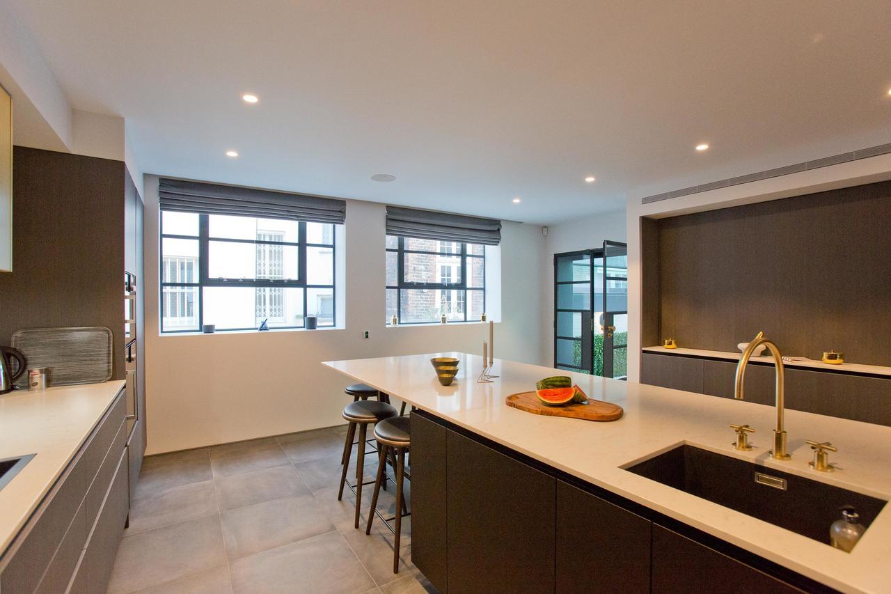Luxury Royalty Mews Apartment London Room photo